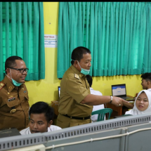 Gubernur Arinal Tinjau Pelaksanaan UNBK, Pihak Sekolah Siap Antisipasi Virus Corona