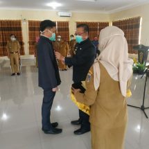 Dengan Protokol Kesehatan, Kepala BPSDM Kherlani Wakili Gubernur Arinal Lantik Pejabat Pengawas Dan Fungsional