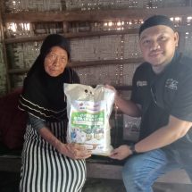 ACT Lampung Bagikan 1 Ton Beras Saat Tarhib Ramadhan