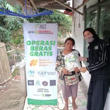 Operasi Beras Gratis (OBG) Sambangi Warga Kedaton Bandar Lampung