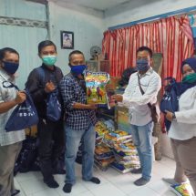 Dampak Covid-19, PT Bukit Asam Peduli Sesama Berikan Paket Sembako Kepada Awak Media