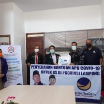 Meminimalisir Penyebaran Covid-19, DPW Partai NasDem Berikan Bantuan APD Bagi Tenaga Medis