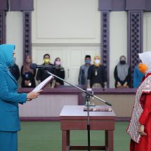 Riana Arinal Lantik Winarni Nanang Ermanto Sebagai Ketua TP PKK Dan Dekranasda Lamsel Sisa Masa Bakti 2016-2021