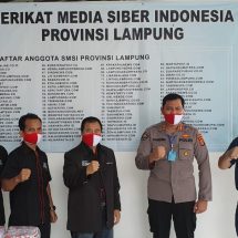 Polda Bantu Masker Kepada Pengurus SMSI Lampung