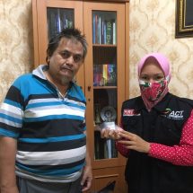 Baitul Mal Nusantara Gandeng Global Zakat – ACT Lampung Salurkan Zakat Berupa Dirham