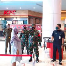 Satgas Penananganan Covid-19 Dan Kodim 0410/KBL Laksanakan Penegakan Protokol Kesehatan Di Mall Chandra Tanjungkarang