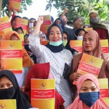 Anggota DPRD Provinsi Lampung Lesty Putri Utami Sosialisasi Perda Di Bumisari Natar Lampung Selatan