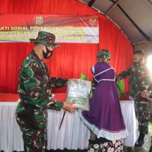 TMMD Ke 109, Dandim 0410/KBL Kolonel Inf Romas Herlandes Laksanakan Baksos Pembagian Sembako