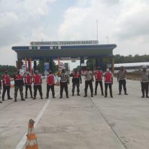 Ditlantas Polda Lampung Giat Menggelar Sosialisasi Penggunaan Masker Di Jalur Tol Lampung Hingga Terminal