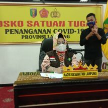 Dua Aksi Demo Tolak UU Cipta Kerja Di DPRD Lampung Positif Covid-19
