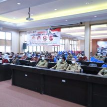 Bupati Lampung Selatan Nanang Ermanto Menerima Penghargaan Anugerah Tjindarboemi