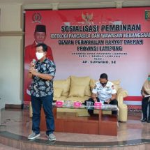 Dihadapan Karang Taruna, Anggota DPRD Lampung Ari Suparno Gelar Sosper Ideologi Pancasila di Labuhan Ratu