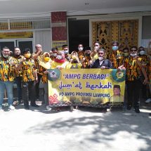 Kunjungi Ponpes Riyahdus Sholihin, AMPG Lampung Gelar Bakti Sosial Berbagi Sembako