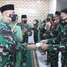 Dandim 0410/KBL, Ketua Persit Kartika Chandra Kirana Cab XXX Ny.Esa Romas Herlandes Hadiri Syukuran Do’a Kenaikan Pangkat Prajurit TNI