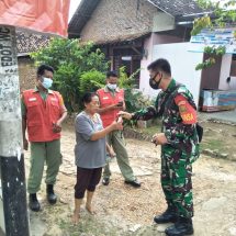 Antisipasi Klaster Baru, Babinsa Koramil 410-06/Kedaton Himbau Warga Kelurahan Patuhi Prokes Covid-19