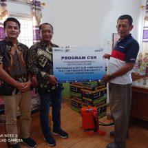 PTPN VII Padangpelawi Sumbang Lampu Jalan Kepada Pemkab Seluma Bengkulu