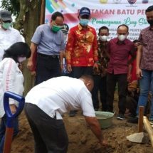 Bupati Lamsel Nanang Ermanto Buka Bimtek Aplikasi Posfat Alam Reaktif dan Sistem Tanam Zigzag