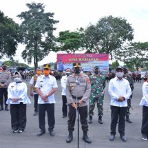 Kapolda Lampung Pimpin Apel Kesiapan Dalam Rangka Vaksinasi Keliling Covid-19