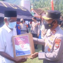 Percepatan Vaksinasi, Polda Lampung Sentuh Pulau Terluar Di Pulau Pahawang Lampung