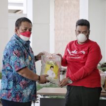 Arinal Serahkan Bantuan Sosial Covid-19 Dari PT. Pelindo Kepada Posko #GerakanBerbagiUntukWarga BIN Daerah Lampung