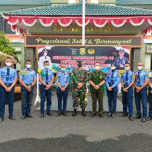 Dandim 0410/KBL Kolonel Inf Romas Herlandes Pantau Pelaksanaan Vaksinasi Covid-19 Di Makodim