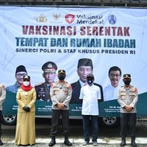 Kapolda Lampung Tinjau Vaksinasi Merdeka Serentak Di Ponpes, Rumah Ibadah Di Bandar Lampung