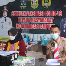 Anggota Saka Wira Kartika Kodim 0410/KBL Dukung Serbuan Vaksinasi Covid -19