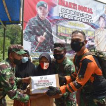 HUT TNI Ke 76, Dandim 0410/KBL Kolonel Inf Romas Herlandes Ikuti Bakti Sosial, Patroli Wilayah Di Way Kanan