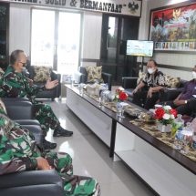 Kolonel Inf Romas Herlandes Sambut Kunjungan Tim BPKP Perwakilan Provinsi Lampung Di Markas Kodim 0410/KBL