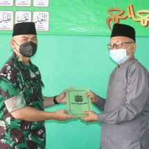 Kunjungi Panti Asuhan Ruwa Jurai, Dandim 0410/KBL Kolonel Inf Romas Herlandes Ajak Warga Panti Do’a Bersama Untuk Negeri