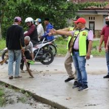 Bupati Lampung Selatan Nanang Ermanto Tinjau Perbaikan Jalan Desa Palas