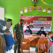 Danramil 410-04/TKT Tinjau Pelaksanaan Vaksinasi Covid-19 Di MIN 11 Bandar Lampung