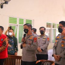 Tinjau Vaksinasi Di Jatimulyo, Kapolda Lampung Ajak Masyarkat Untuk Datang dan Vaksinasi