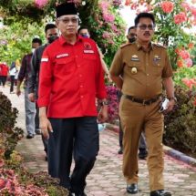 Mantan Sekdakab Lampung Selatan Sutono Kunjungi Kebun dan Perpustakaan Edukasi