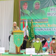 Wagub Chusnunia Chalim Hadiri Harlah Muslimat NU ke-76 Di Pesawaran