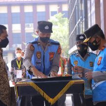 Wakapolda Lampung Pimpin Pengambilan Sumpah dan Penandatanganan Pakta Integritas Penerimaan Calon Anggota Polri TA. 2022