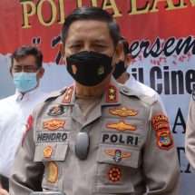 Kapolda Lampung Irjen Pol Hendro Sugiatno Berikan Penghargaan Bagi Warga Yang Melawan Begal
