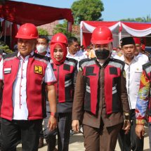 Bangkitkan Ekonomi Masyarakat, Bupati Nanang Ermanto Ground Breaking Dua Koridor Jalan Senilai Rp88,9 Miliar