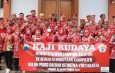 Kaji Tiru, Ketua DKLS Hj.Winarni dan Jajaran Kunjungi DKLS Kulon Progo DIY