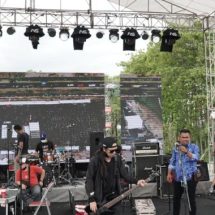 Group Band Rock Jamrud Siap Cek Sound Di Kalianda Expo