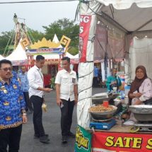 Cek Kesiapan Lampung Selatan Fest 2022, Bupati Nanang Ermanto Keliling Stand Kalianda Expo