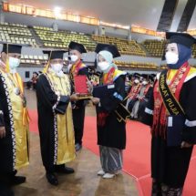 Unila Mewisuda 1.158 Lulusan Periode II Akdemik 2022-2023 Secara Offline