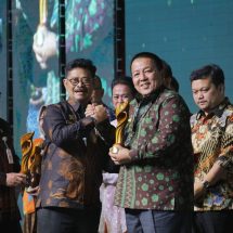 Gubernur Arinal Terima Penghargaan Anugerah Perkebunan Indonesia Tahun 2022 Dari Kementerian Pertanian RI