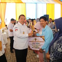 Dihadiri Mendag RI Zulkifli Hasan, Gubernur Arinal Buka Semarak UKM/IKM Lampung Berjaya 2022