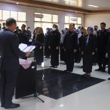 Sekdaprov Fahrizal Darminto Lantik 77 Pejabat Fungsional Lingkungan Pemprov Lampung