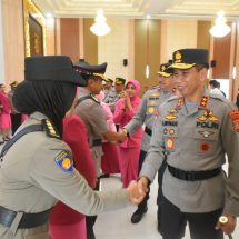 Kapolda Lampung Pimpin Upacara Sertijab, 5 Pejabat Utama dan 5 Pejabat Kapolres