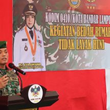 Wujud Nyata Kepedulian TNI, Tiga Unit Rumah Program Bedah RTLH Kodim 0410/KBL Dihadiri Walikota