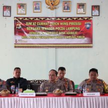 Program Jum’at Curhat, Polres Lampung Timur Dengarkan Curhatan Warga Pekalongan