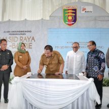 Gubernur Arinal Bersama Aburizal Bakrie dan Pihak Kemenpora Lakukan Peletakan Batu Pertama Pembangunan Masjid Raya Al-Bakrie