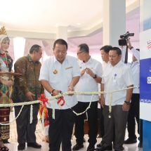Gubernur Arinal Djunaidi Didampingi Dirut Bank Lampung Presley Hutabarat Resmikan Kantor Cabang Bank Lampung